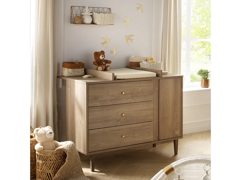 Commode 3 tiroirs et 1 porte avec détail imitation bois texturé et pieds bois MOKKA - Sauthon