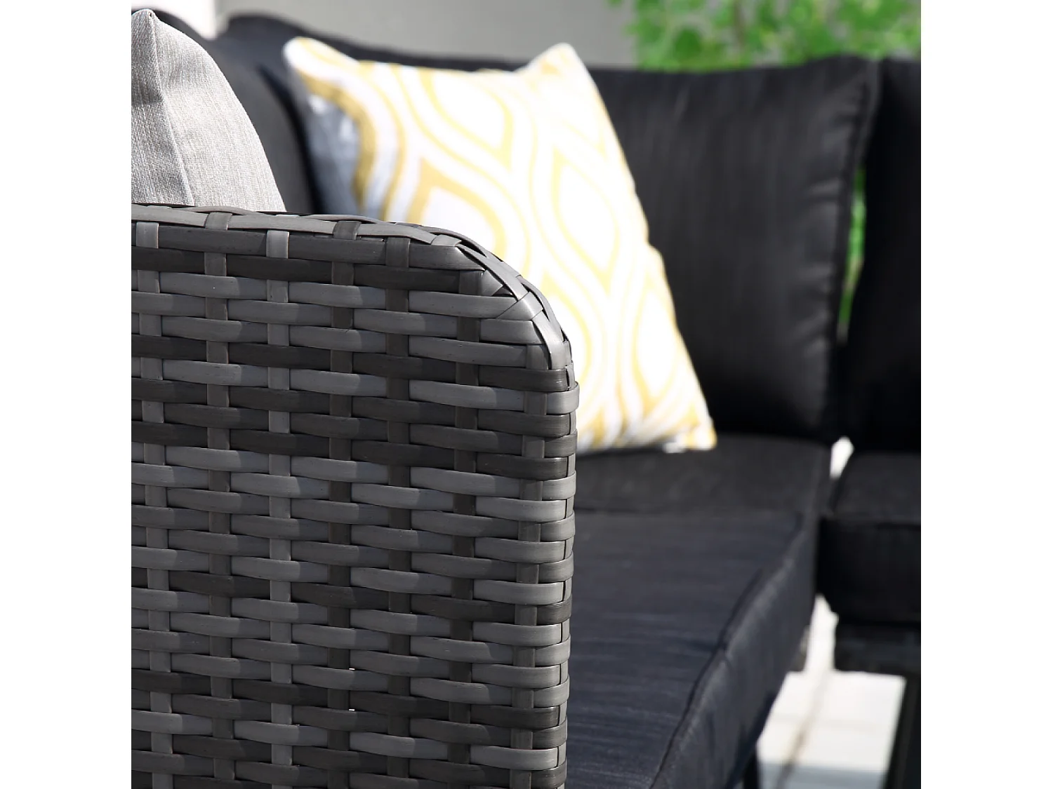 salon de jardin 9 places résine tressée anthracite BARACOA