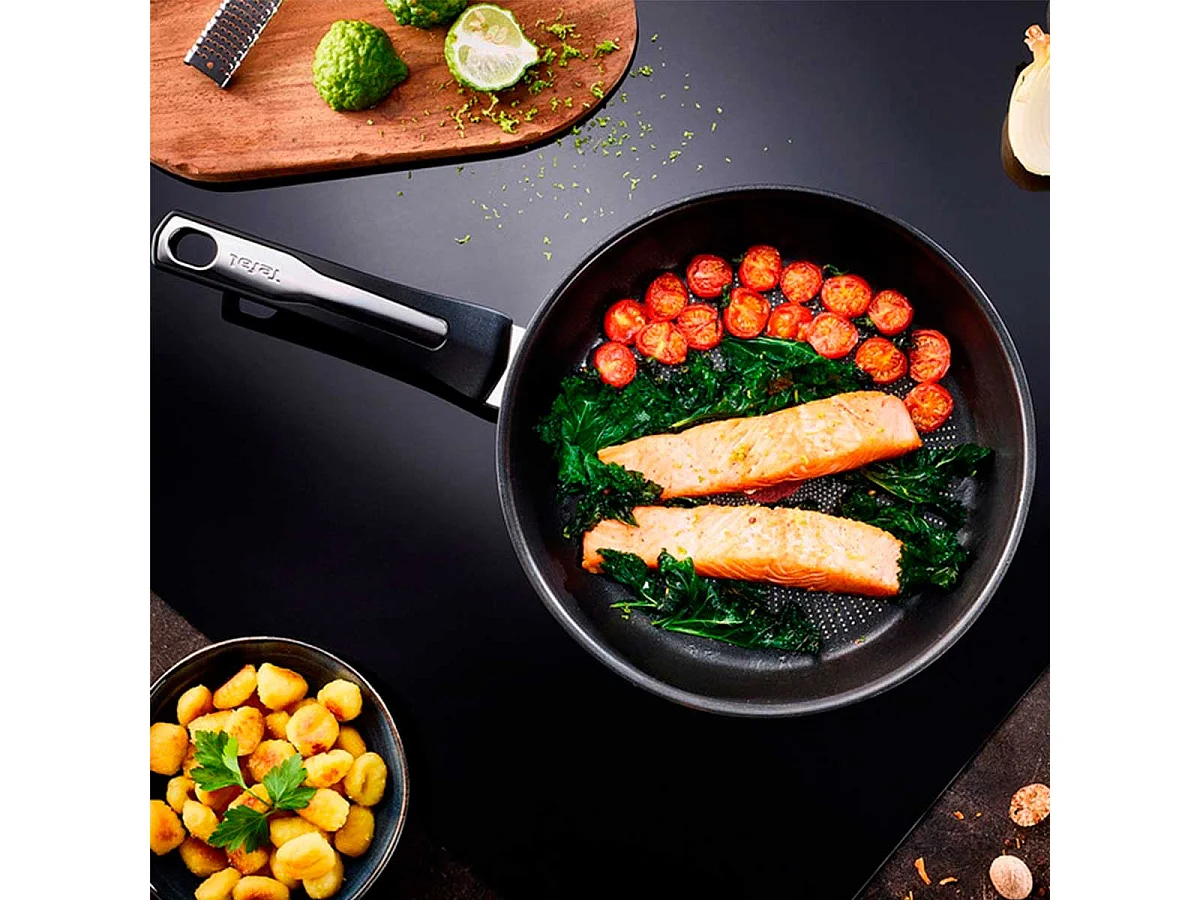 Tefal Poêle antiadhésive 24cm - e3000404