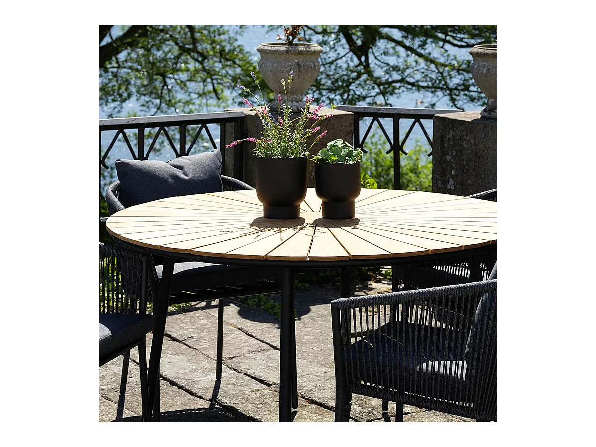 Table de jardin ronde 130cm plateau en lames de teck et pieds métal noir - KARRIGE