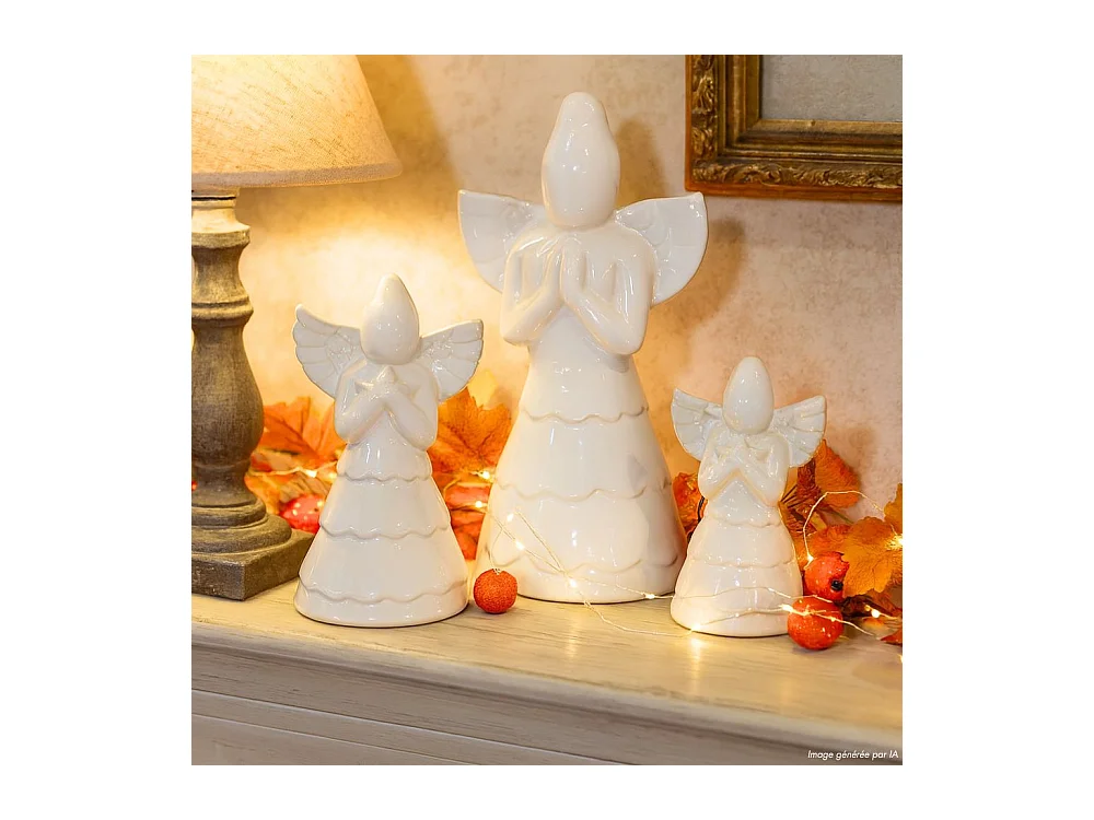 Statue statuette sculpture déco ange Noël céramique blanche 10cm