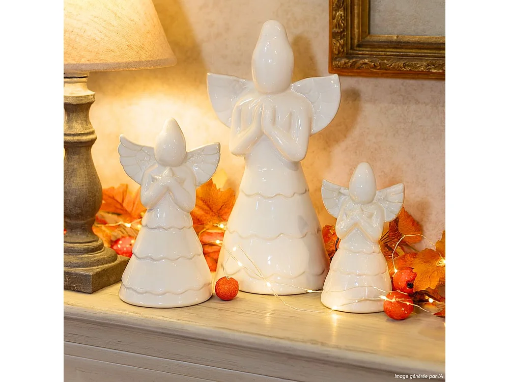 Statue statuette sculpture déco ange Noël céramique blanche 10cm