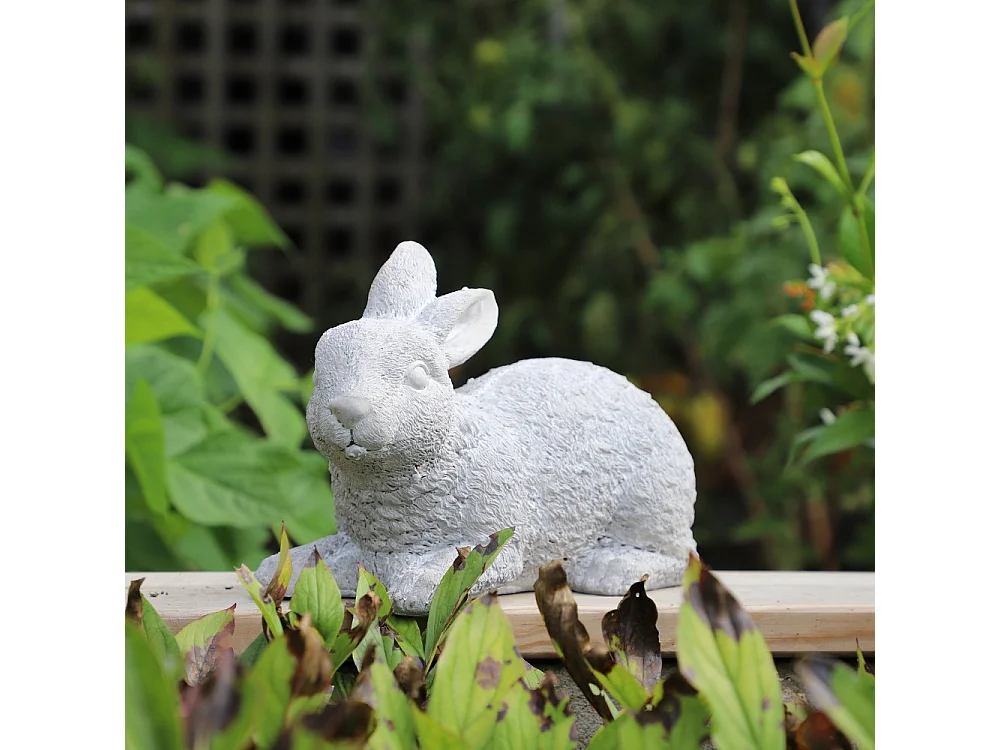 Lapin de jardin couché en béton gris 30 x 14 x 19 cm