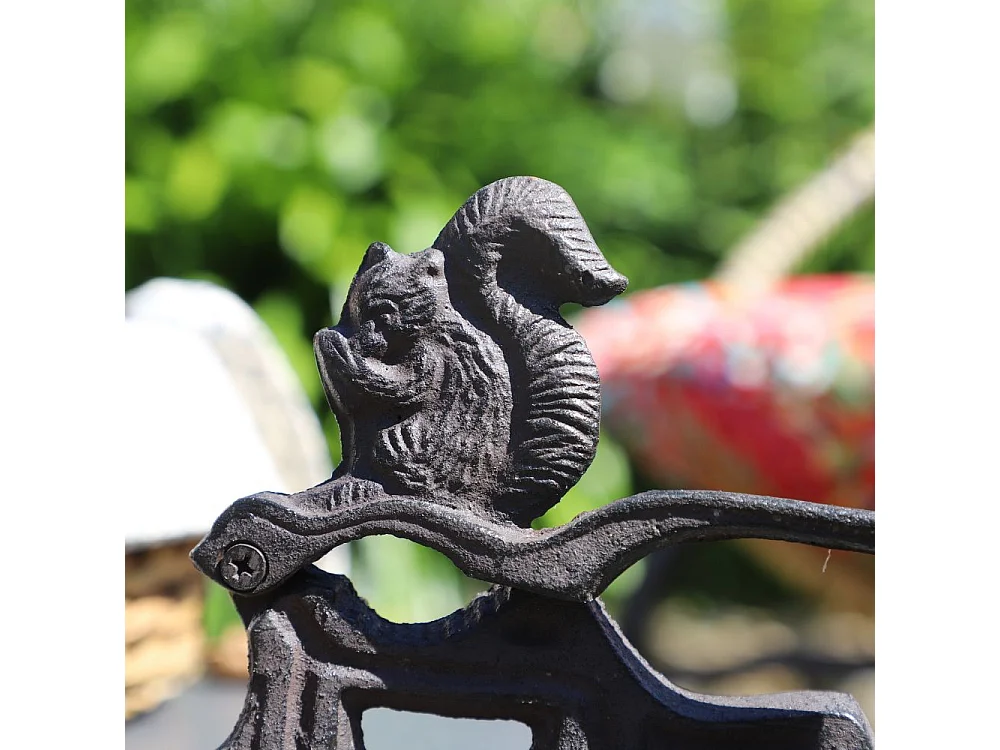 Casse noix écureuil en fonte marron 17.5 x 6 x 14cm