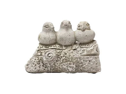 Trio d'oiseaux décoratifs sur branche en béton gris 15 x 9 x 9.5cm