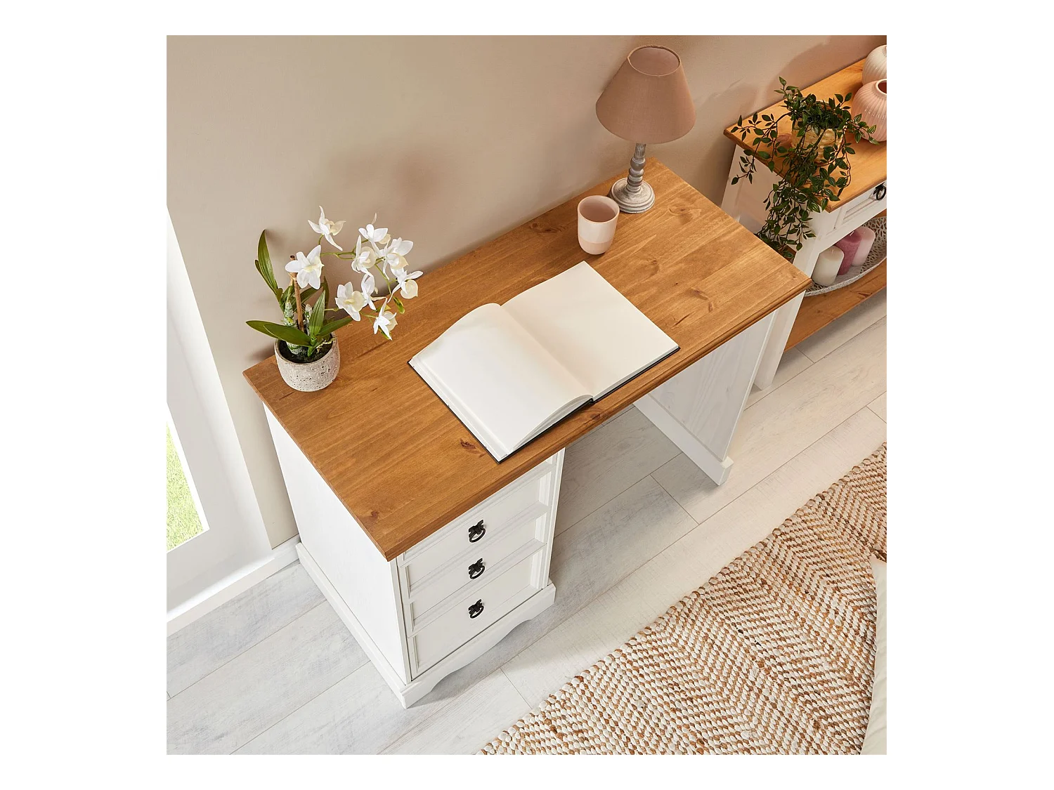 Bureau CAMPO en bois massif L 105 cm avec 4 tiroirs coloris blanc, bureau avec rangement intégré style campagne