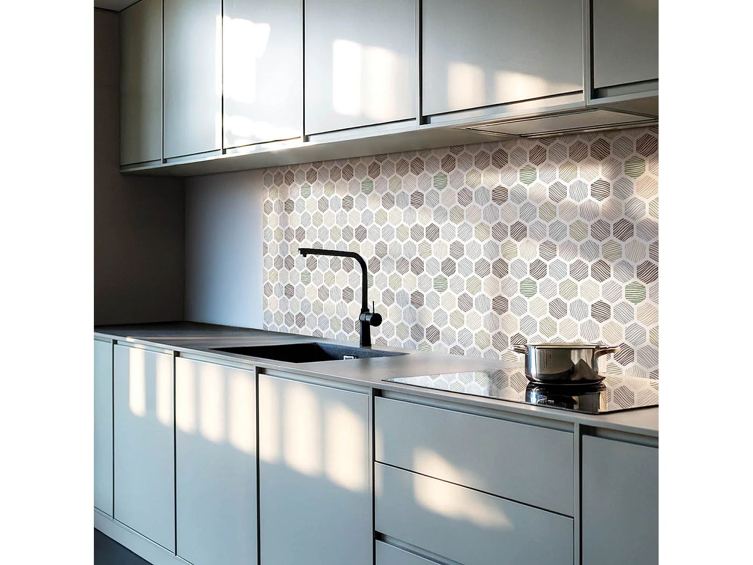 Carreaux autocollants PVC, Carrelage PVC adhésif - 9x30x30 - Modèle hexagonal avec des lignes