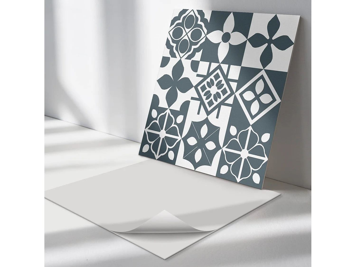 Panneaux muraux autocollants en vinyle imperméable - 4 x 50 x 50 cm - Motifs géométriques dans les carreaux