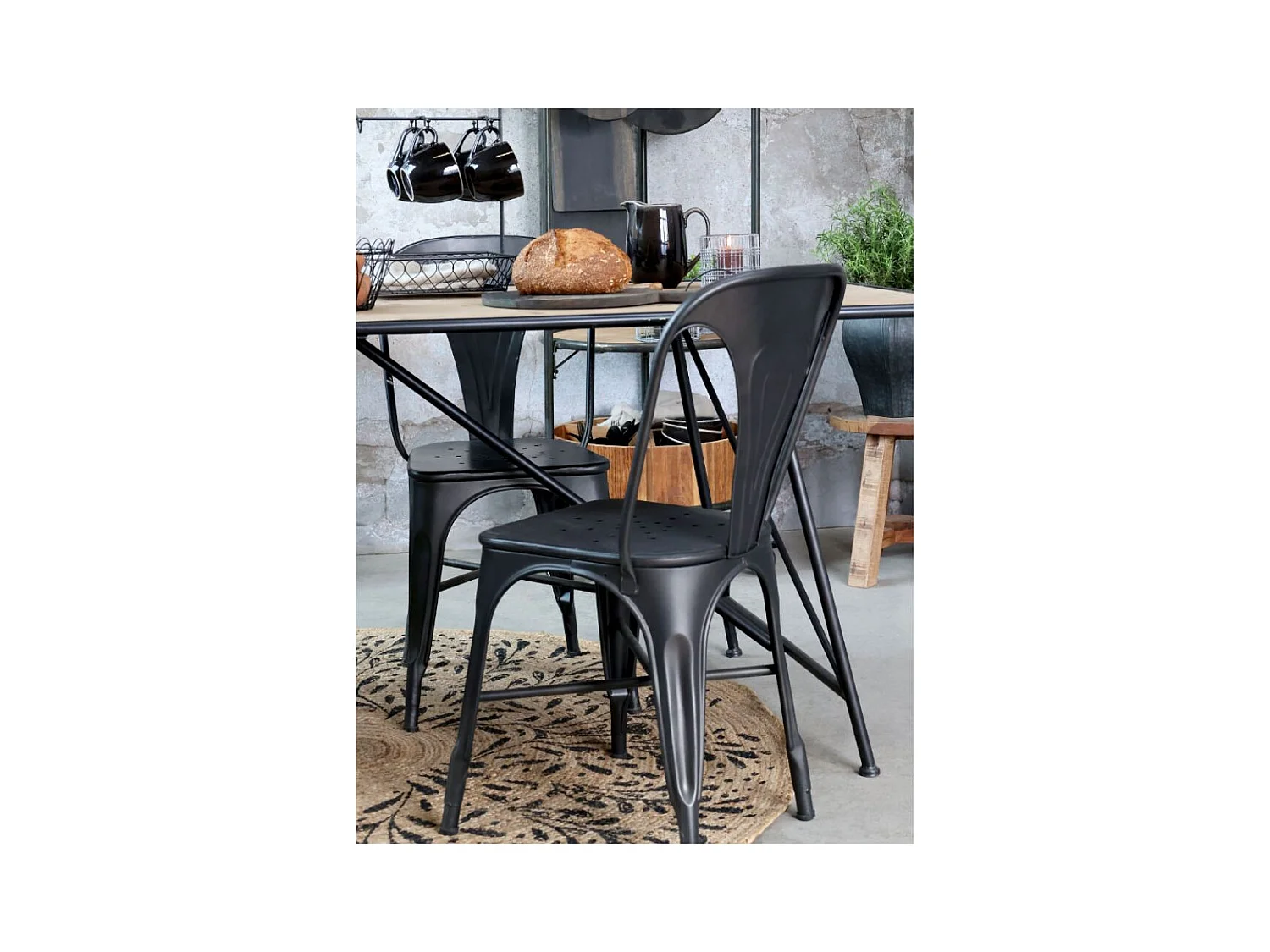 Table à manger en bois de sapin marron et fer noir 200 x 80 x 78.5 cm