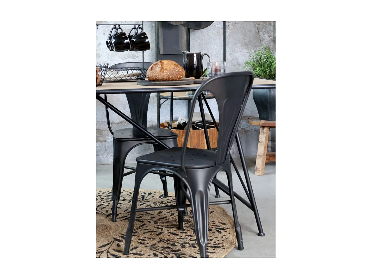 Table à manger en bois de sapin marron et fer noir 200 x 80 x 78.5 cm