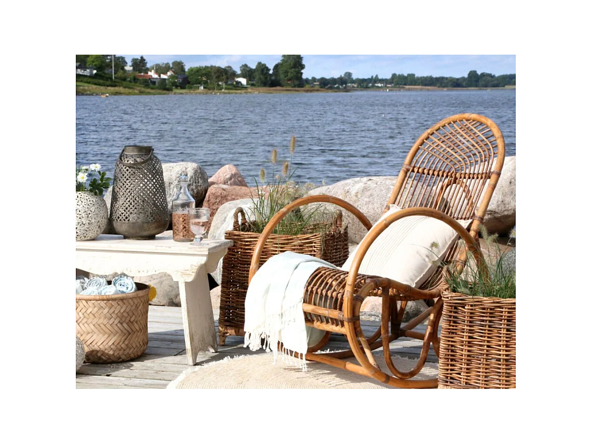 Fauteuil à bascule ancien en rotin marron naturel 106 x 58 x 100 cm