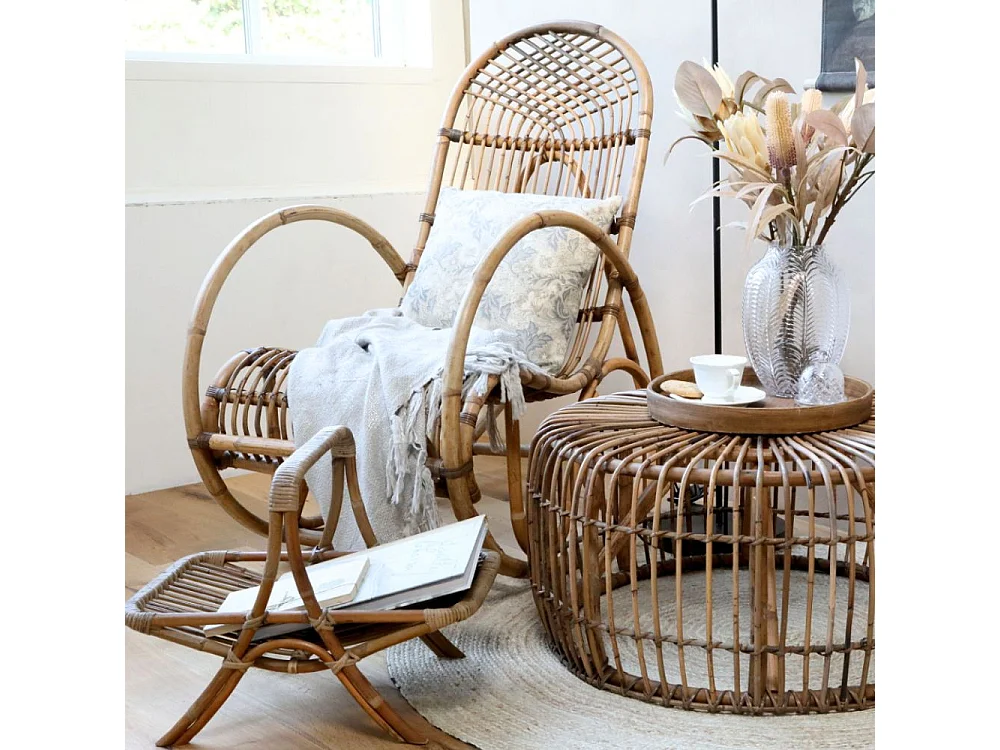 Fauteuil à bascule ancien en rotin marron naturel 106 x 58 x 100 cm