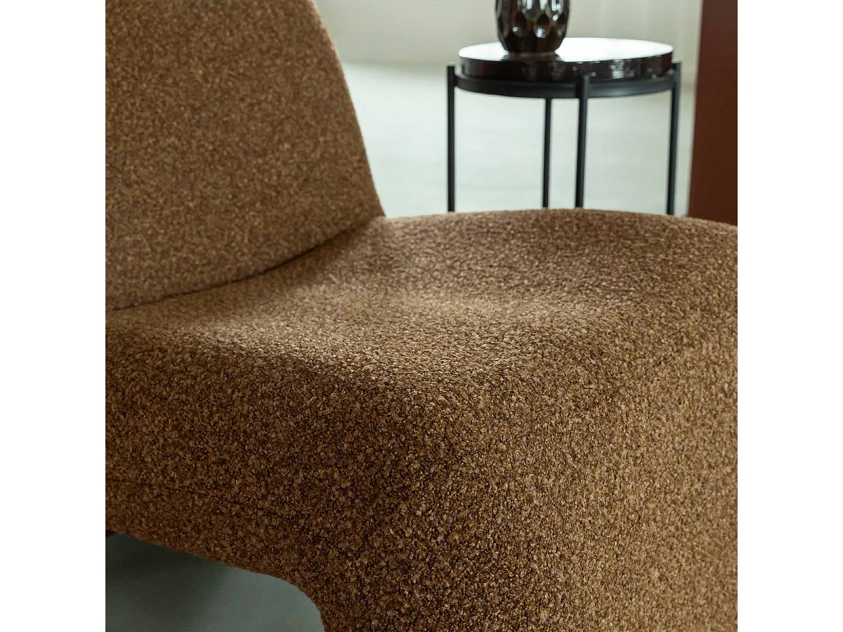 Fauteuil en tissu bouclette marron Ludovic
