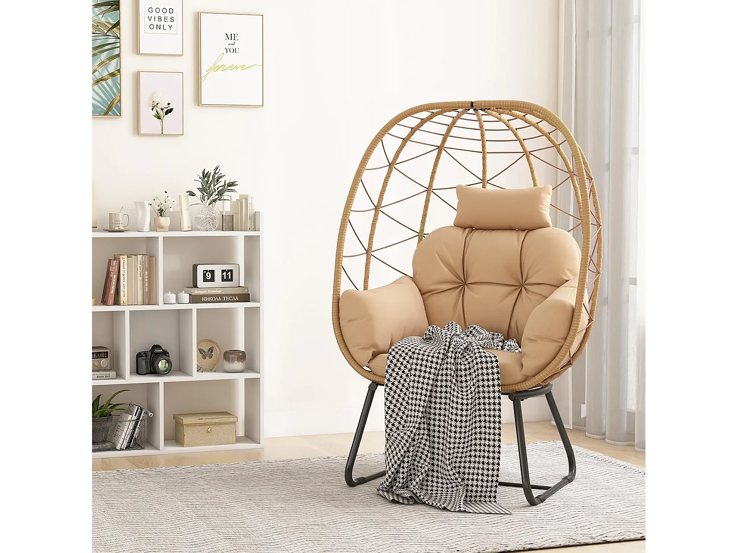 Rieten stoel, rotan, oversized loungestoel met afneembaar kussen en metalen frame, tuinstoel, rotanstoel voor balkon, tuin, terras, woonkamer (beige)ZB33604