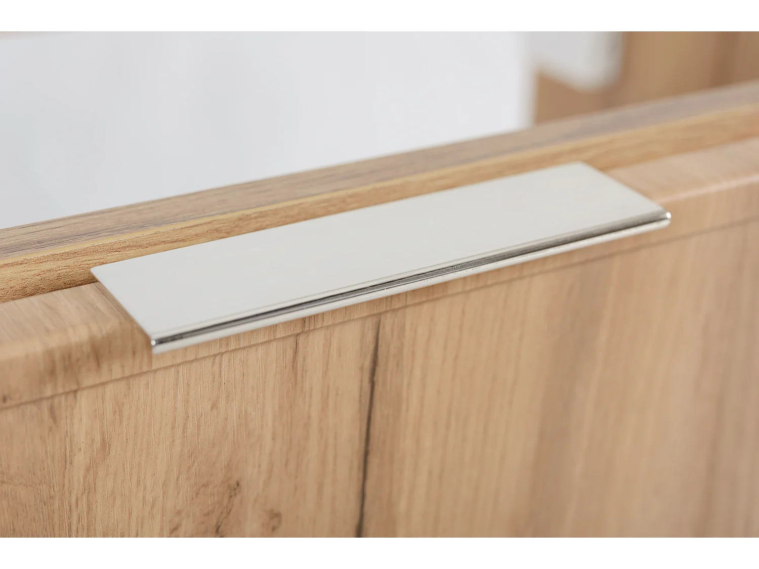 Badezimmerschrank, Craft-Eiche, silberner Griff, 46 x 80 x 57 cm