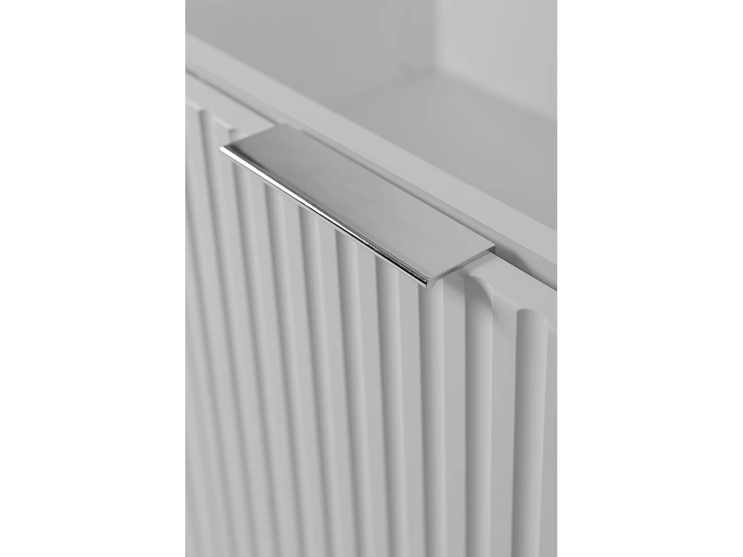 Badezimmermöbel, Weiß + silberner Griff, 80 x 57 x 46 cm