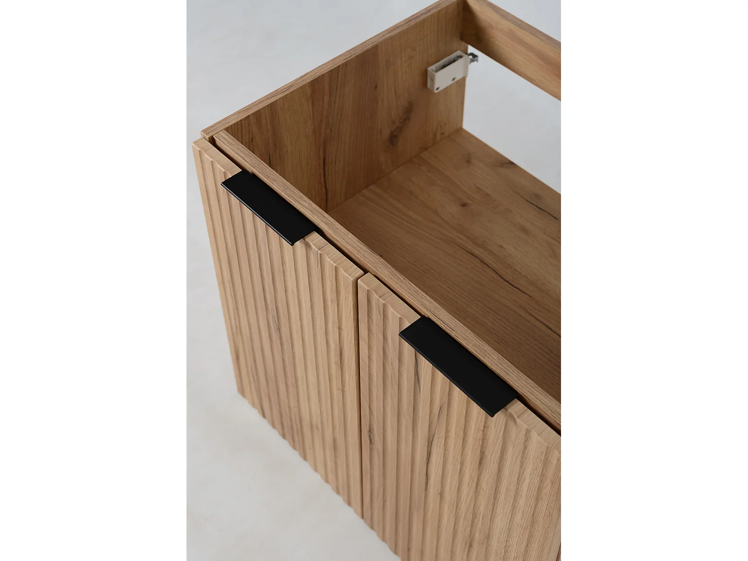 Szafka łazienkowa z drzwiami, Dąb Craft + czarny uchwyt, 80 x 57 x 46 cm