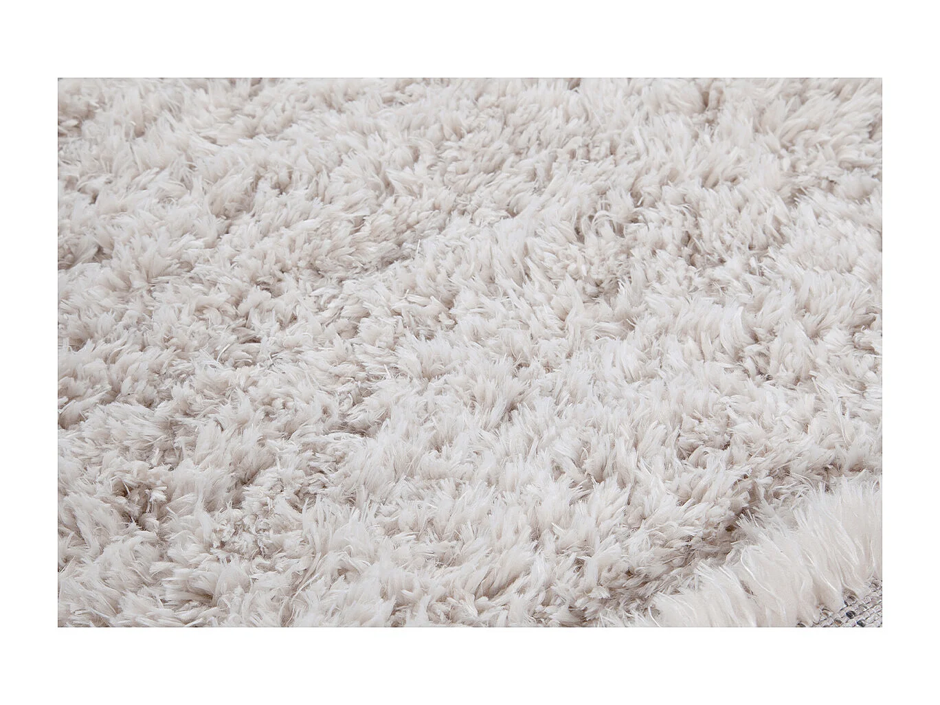 Alfombra reciclada de pelo largo color marfil 160 × 230 cm AIMEE