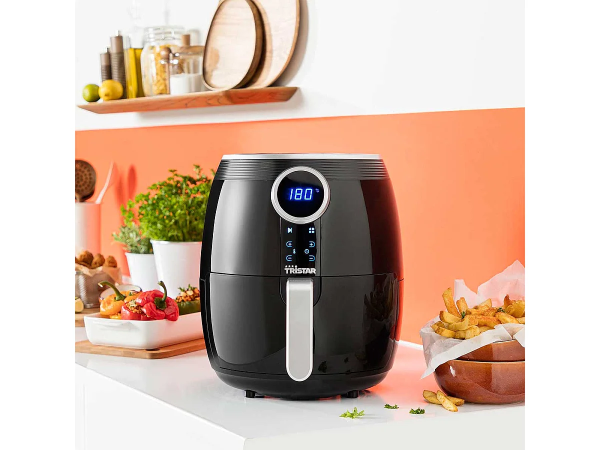 Freidora de aire Tristar FR-6956 Crispy Fryer 1500W 4,5L 8 modos 200ºC negro
