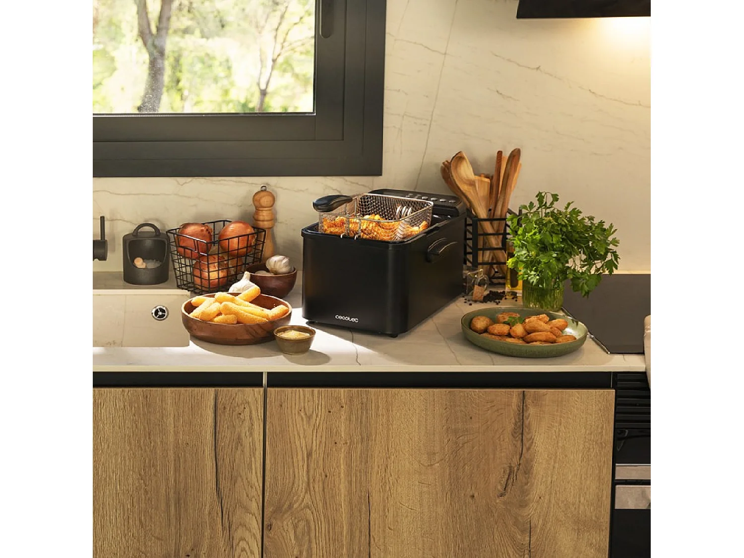 Freidora de Aceite de 4,2 Litros Cleanfry Luxury 4000 Black. 3270 W, Acero Inoxidable Lacado en Negro, 5 Programas Preestablecidos, Filtro OilCleaner