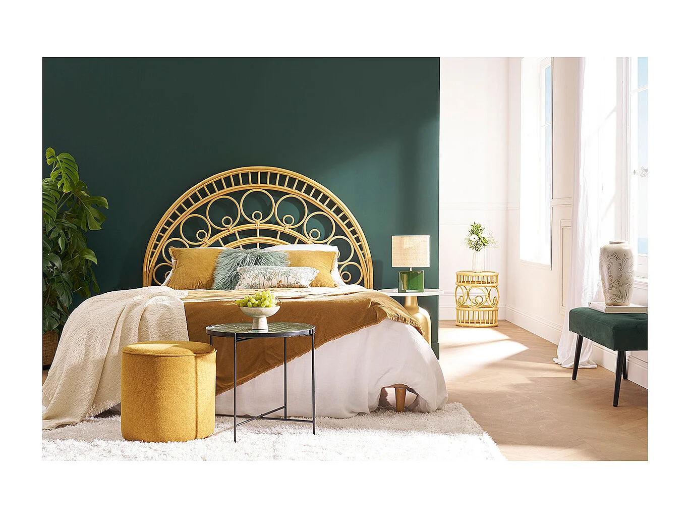 Table basse ronde en céramique vert foncé et métal noir D50 cm KOTTA