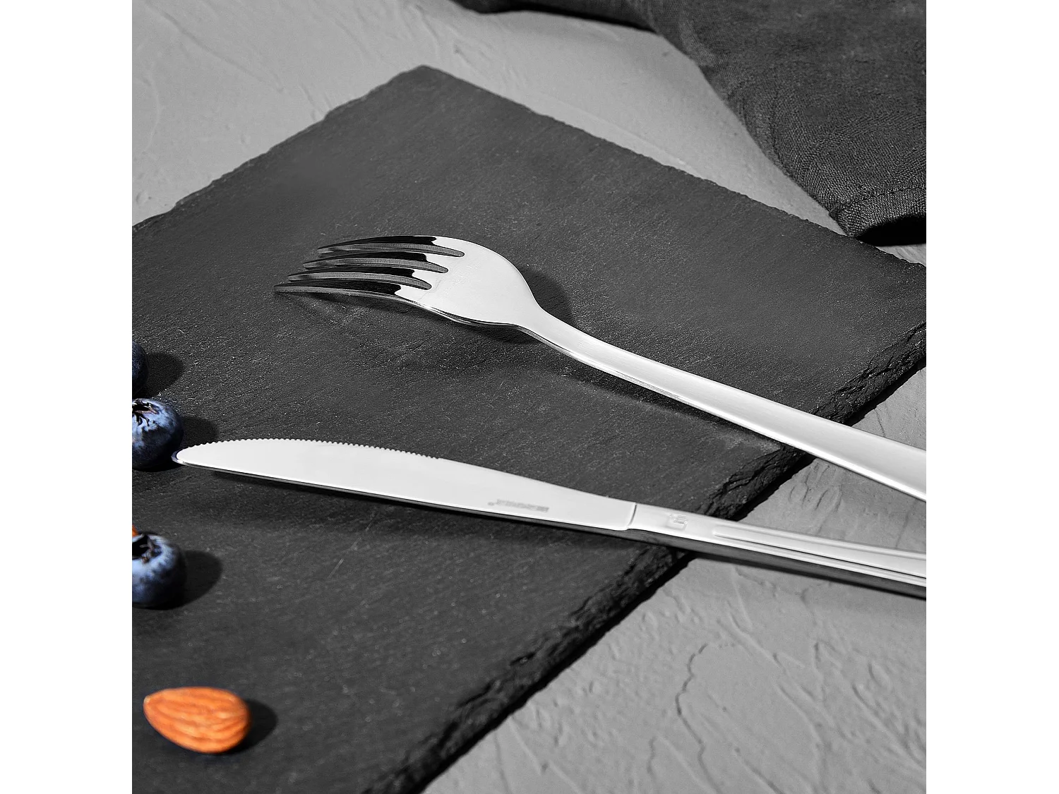 Ménagère TORINO 24 pièces en acier inoxydable Bergner