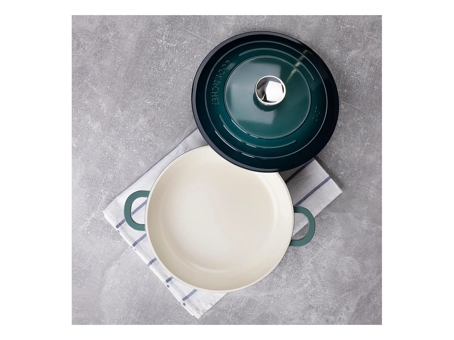 Marmite basse Ø24x6,5cm en fonte d'aluminium EXCALIBUR avec couvercle Bergner