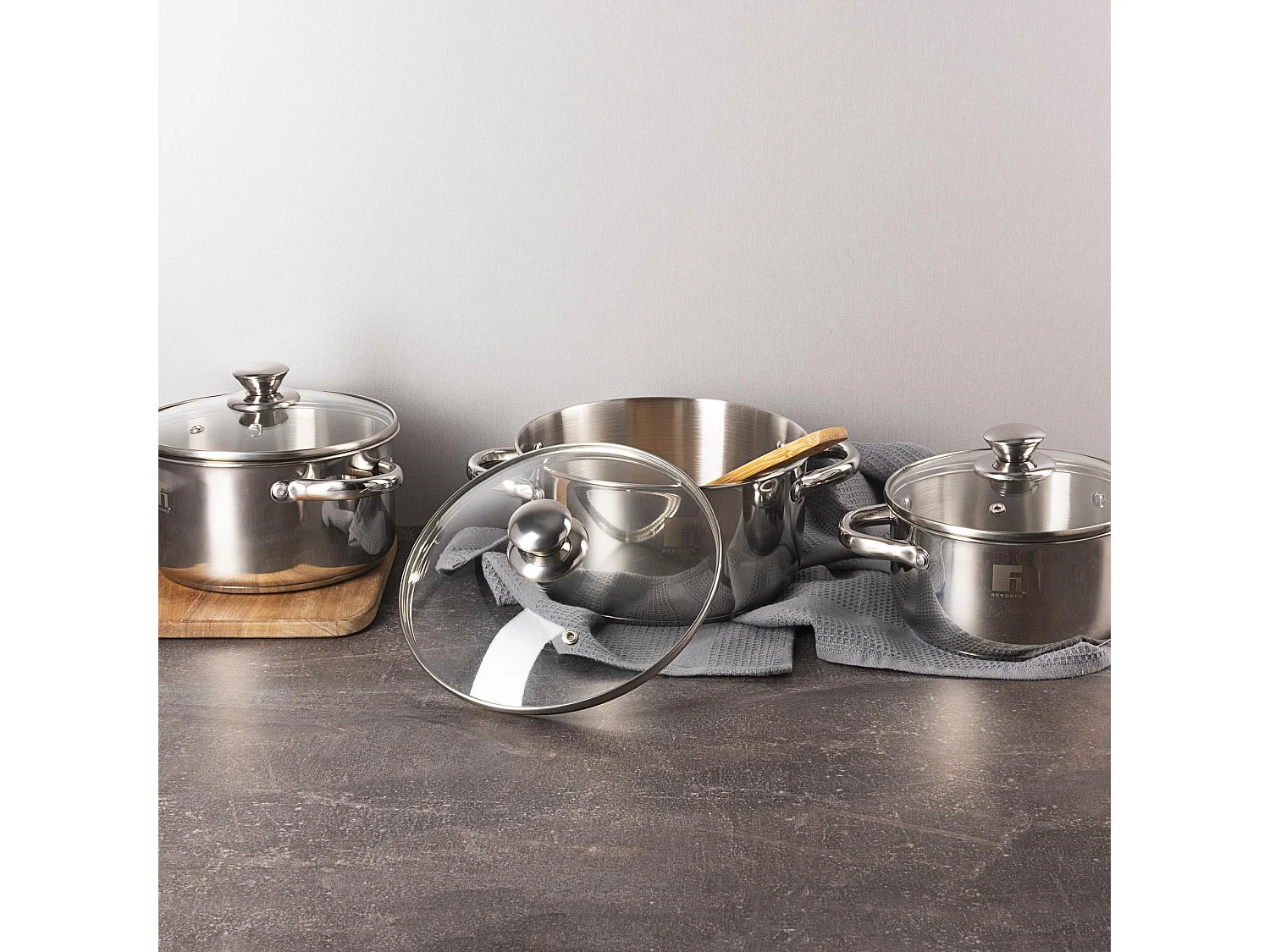 Set de 3 casseroles (Ø16Ø18Ø20cm) ALEA avec couvercles Bergner en inox