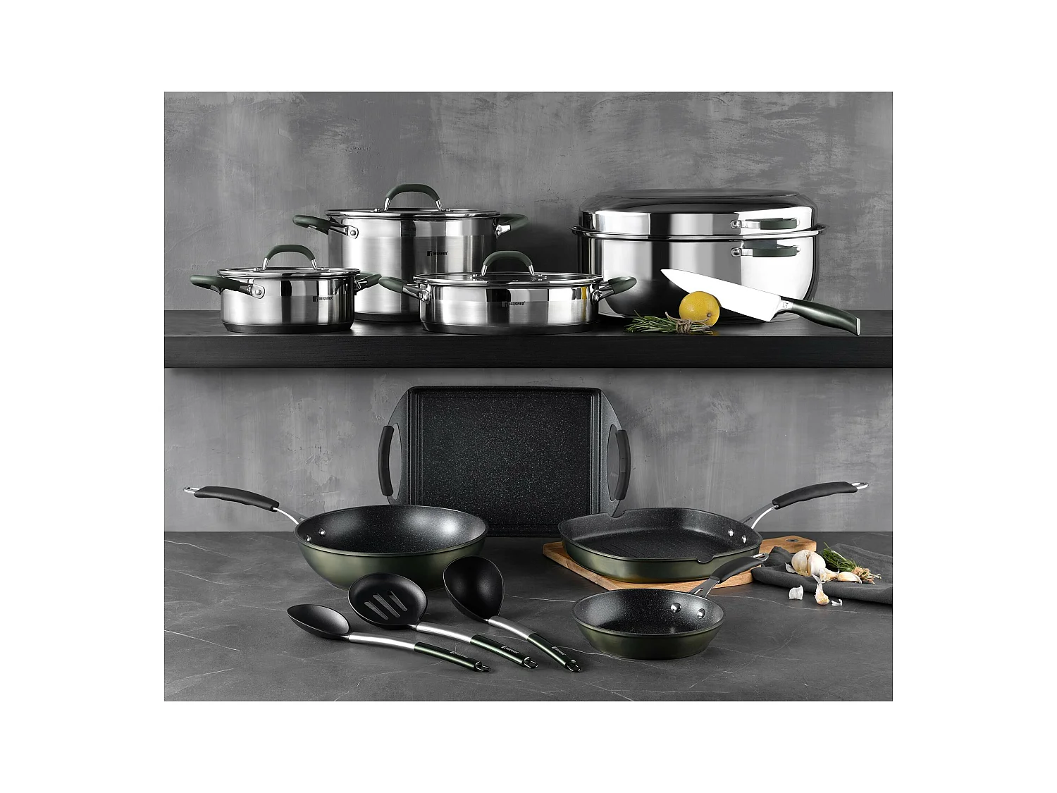 Poêle Ø28x5,2cm en aluminium forgé MIDNIGHT Bergner