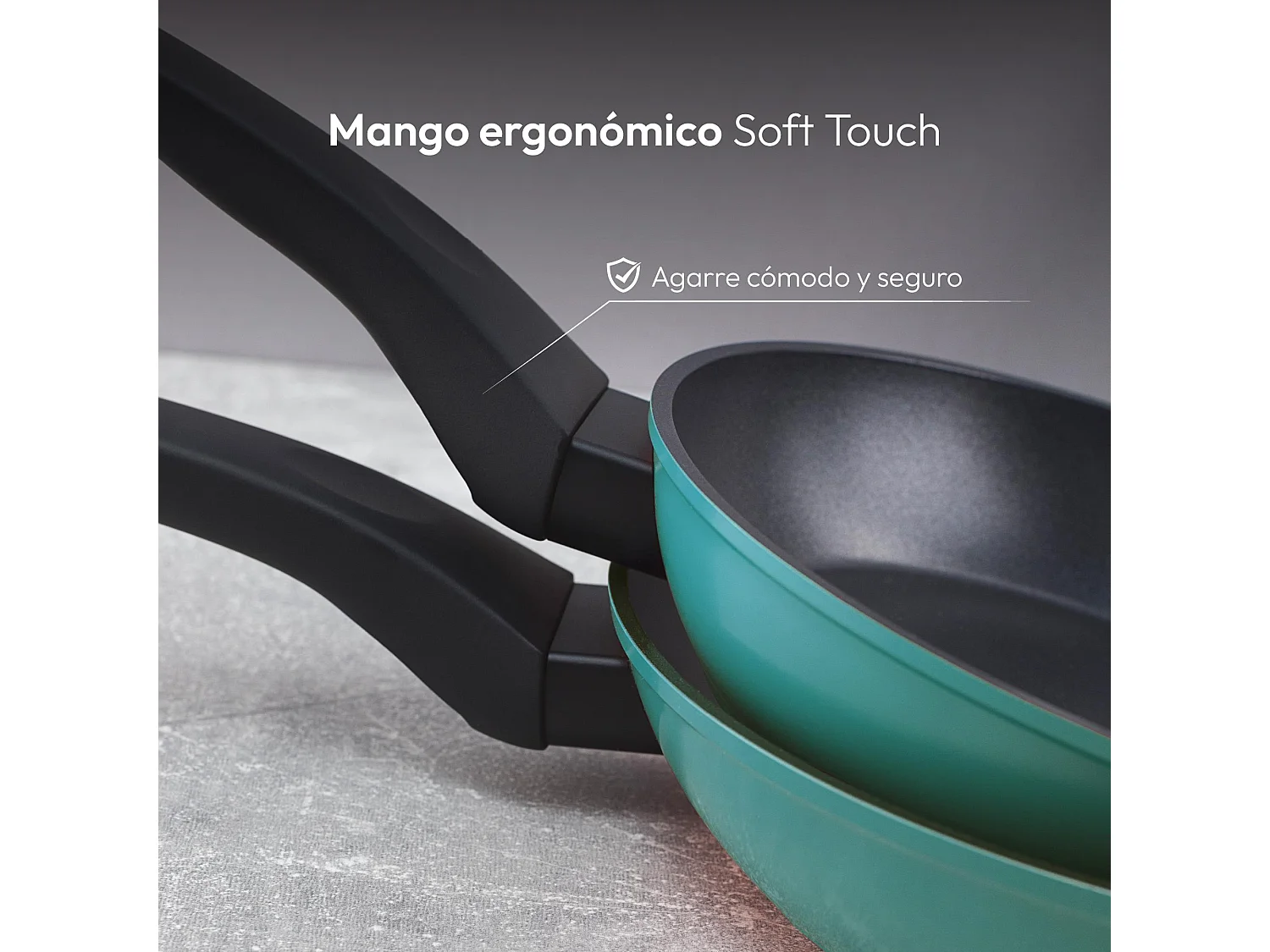 Lot de 2 poêles CLASSIQUE Ø20Ø24cm antiadhésives en aluminium forgé + ustensiles de cuisine Bergner vert