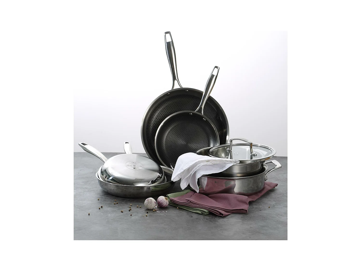 Set de poêles inox MasterPRO Ø24x4,7cm + casserole basse Ø24x5cm