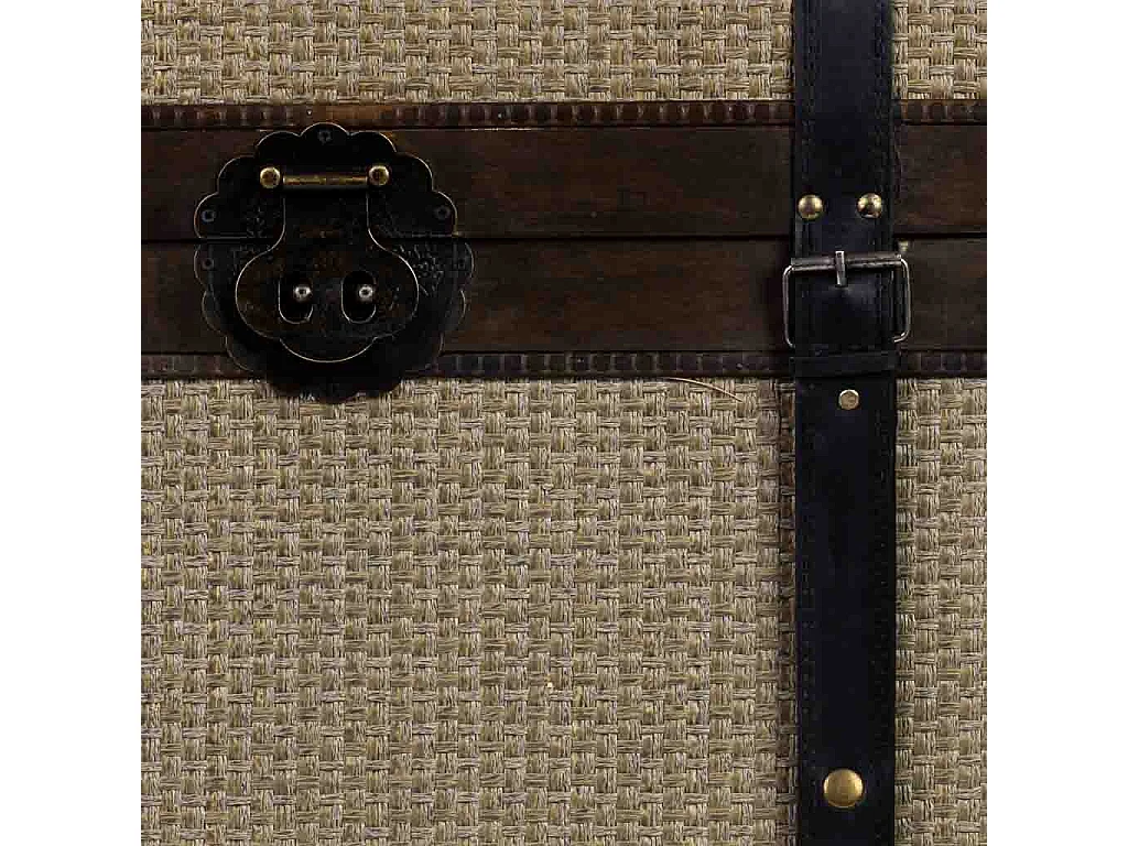 Silberne Holztruhe 75x74x51