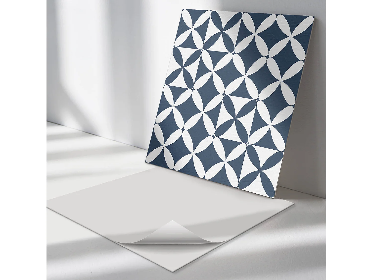 Wandpaneel selbstklebend, Wandverkleidung innen - 4 x 50 x 50 cm - Geometrisches Blumenmuster