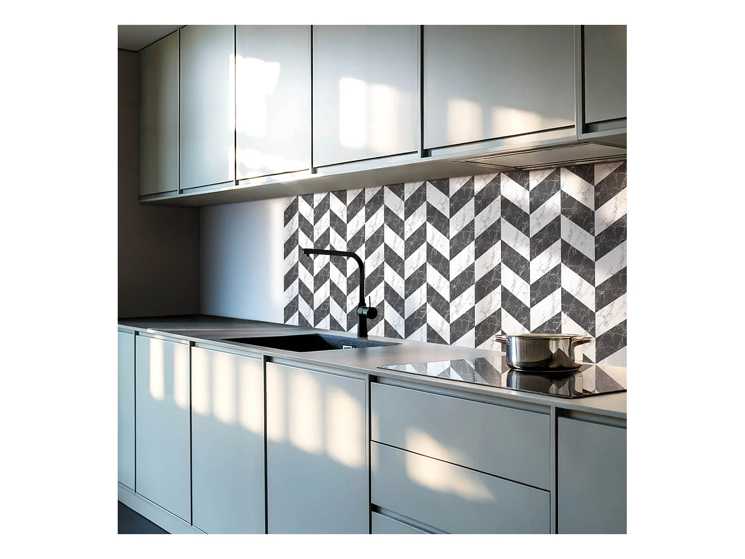 Wandpaneel selbstklebend, Wandverkleidung innen - 4 x 50 x 50 cm - Marmor-Fischgrätenmuster