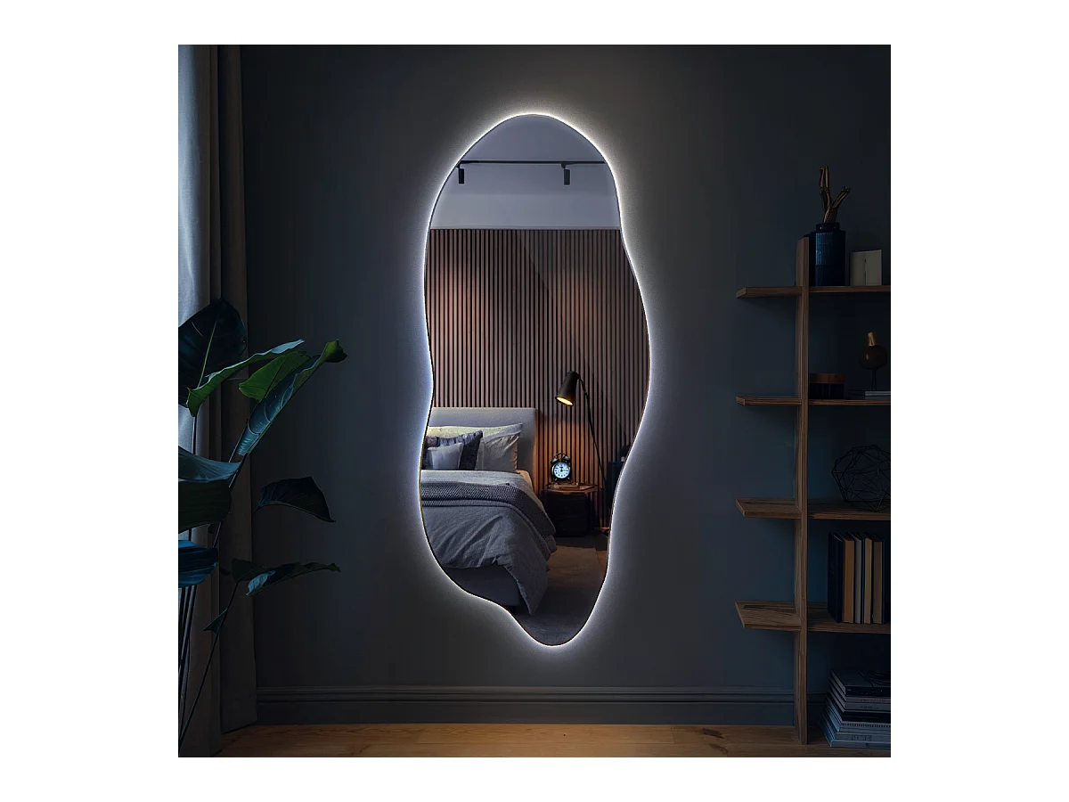 Miroir LED lumière froide, asymétrique - 35 x 80 cm - Forme organique lumineuse et design - Éclairage moderne