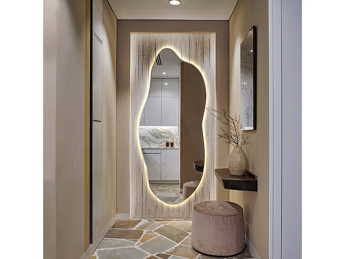 Miroir LED lumière chaude, irrégulier - 40 x 90 cm - Forme originale et unique - Lumière douce et élégante