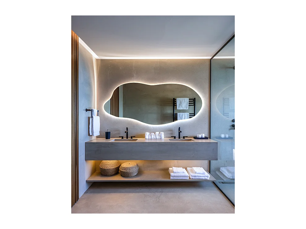 Miroir LED lumière froide, design forme organique - 45 x 100 cm - Style contemporain avec éclairage intégré