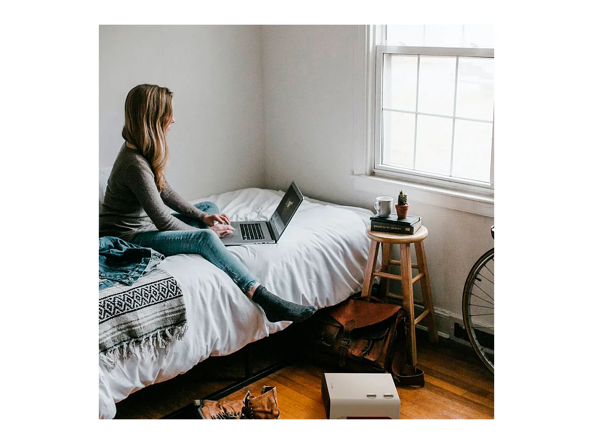 Calefactor ventilador Wakama 4020W Universal Blue 2000W diseño horizontal blanco