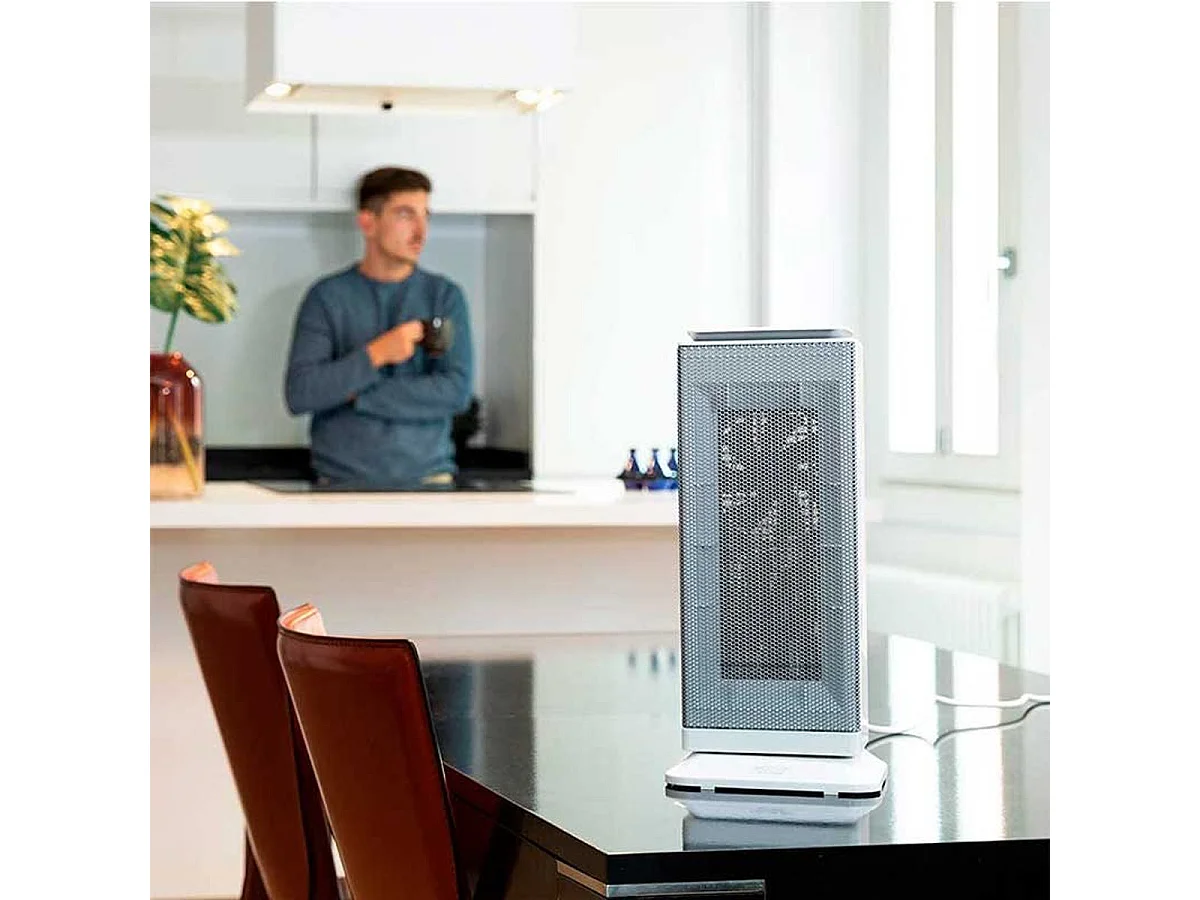 Calefactor cerámico Ready Warm 6400 Ceramic Sky Smart Cecotec 2000W oscilante  blanco