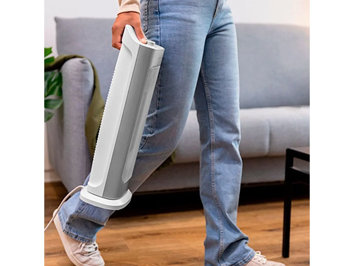 Calefactor cerámico Ready Warm 6700 Ceramic Sky Cecotec 2000W oscilante blanco