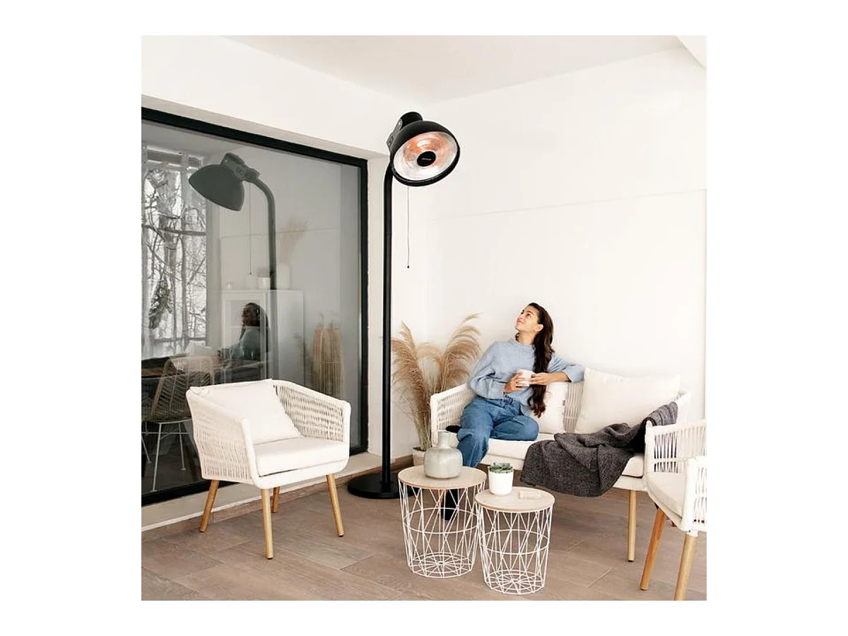 Calefactor de exterior Cecotec ReadyWarm 21000 Carbon Focus 2100W 3 niveles inclinable negro