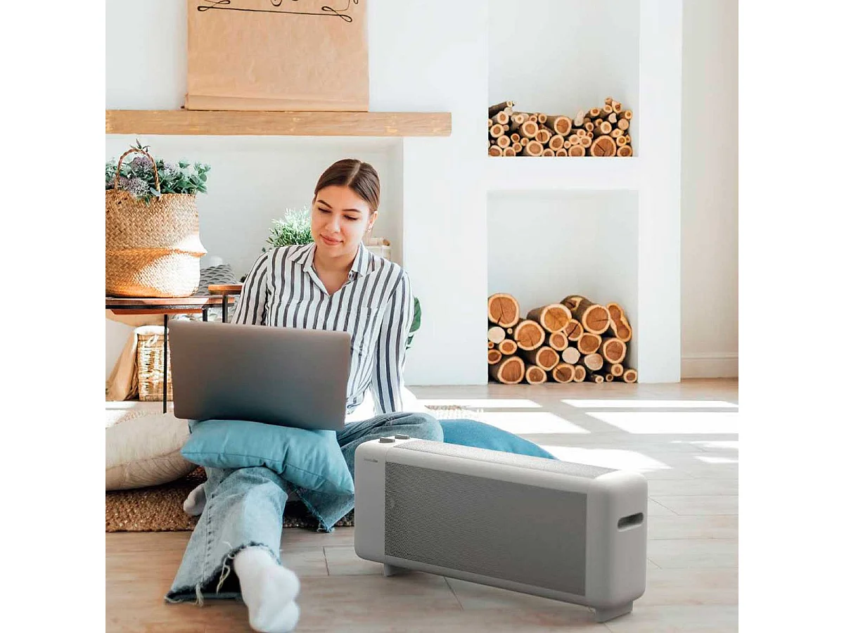 Calefactor de mica Inka 4020 Universal Blue 1500W diseño horizontal blanco