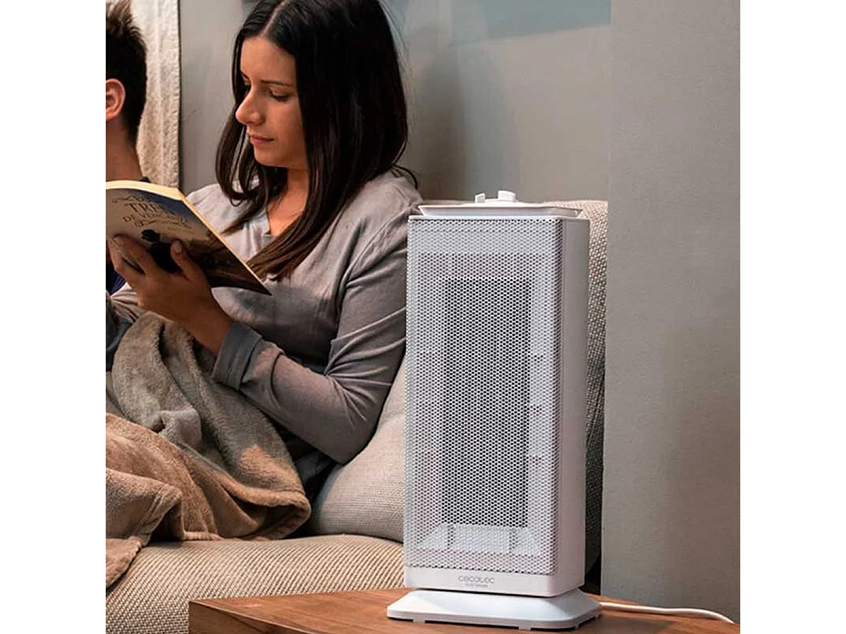Calefactor cerámico vertical Ready Warm 6200 Ceramic Sky Cecotec oscilante 2000W 30dB blanco