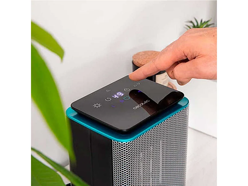 Calefactor Ready Warm 6190 Ceramic Rotate Smart Cecotec 1500W oscilante con mando negro