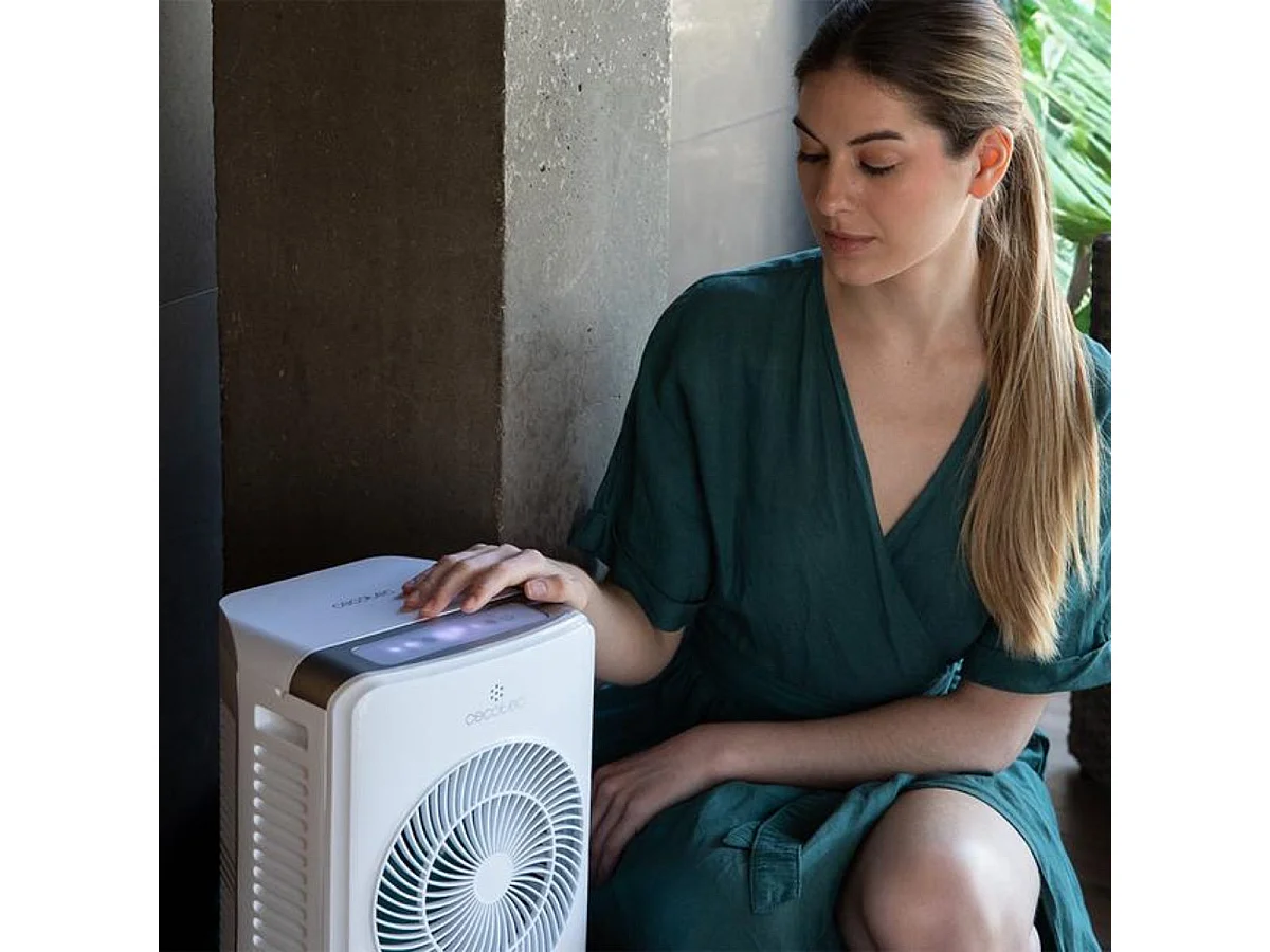 Climatizador evaporativo Cecotec EnergySilence 3500 Cool Compact Smart 65W 3,5L blanco