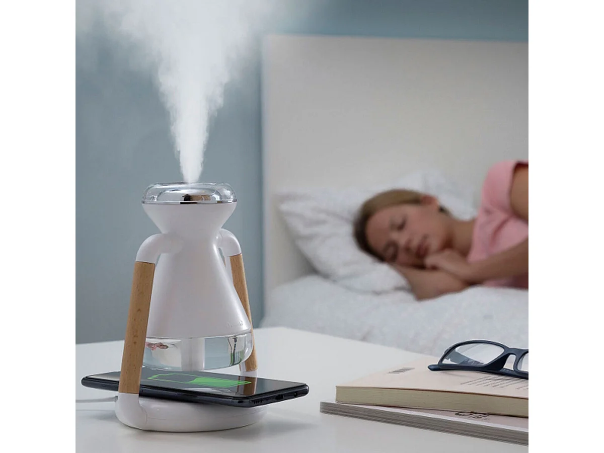 Humidificador y difusor de aromas Misvolt InnovaGoods con cargador inalámbrico blanco 17x15x11 cm