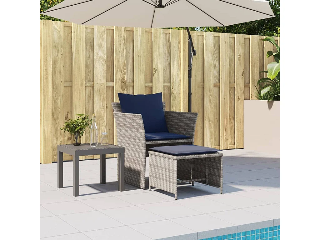 Sedia da giardino con sgabello grigio in resina intrecciata