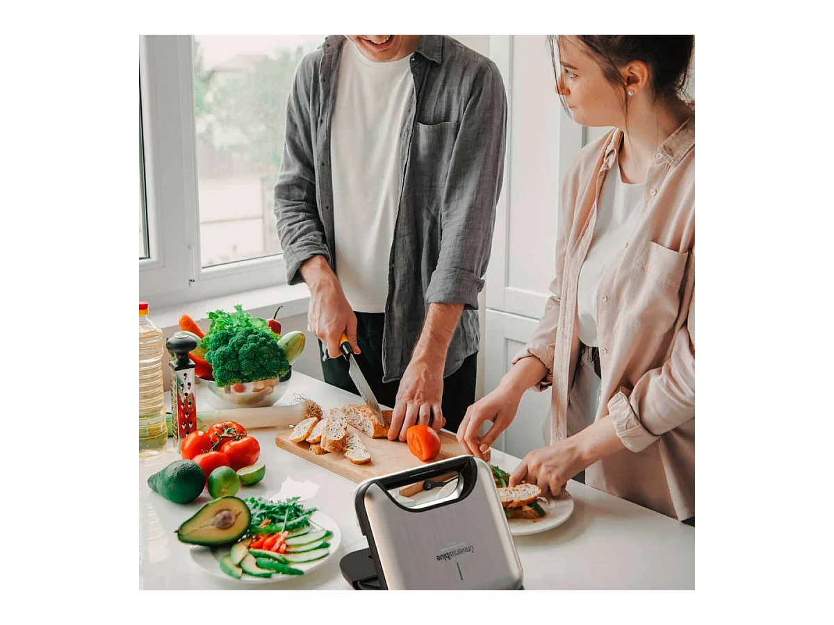 Sandwichera Spicy Grill Plus 5008X Universal Blue 700W 3 en 1 inox