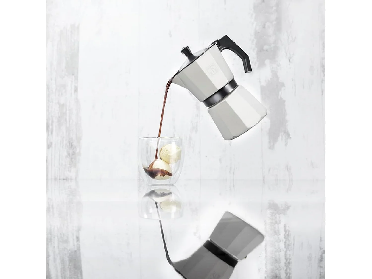 Cecotec Cafetera italiana Cumbia Mokclassic 600 Beige