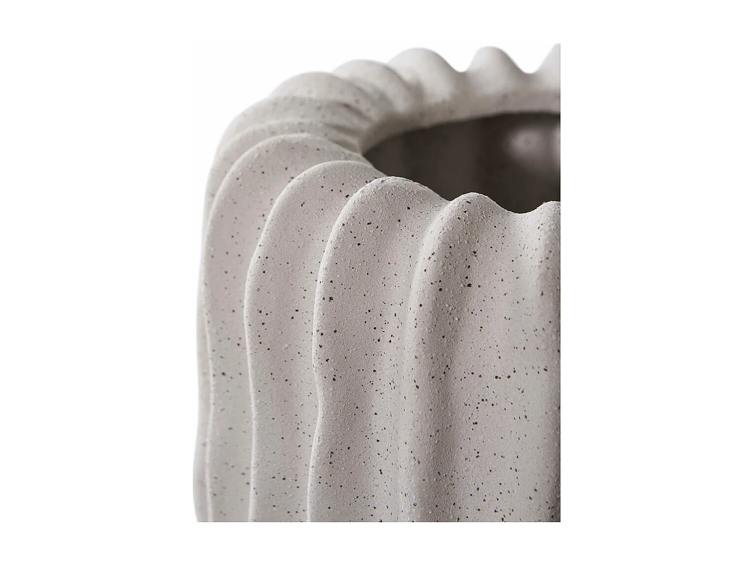 Chaves pot de fleurs gris.